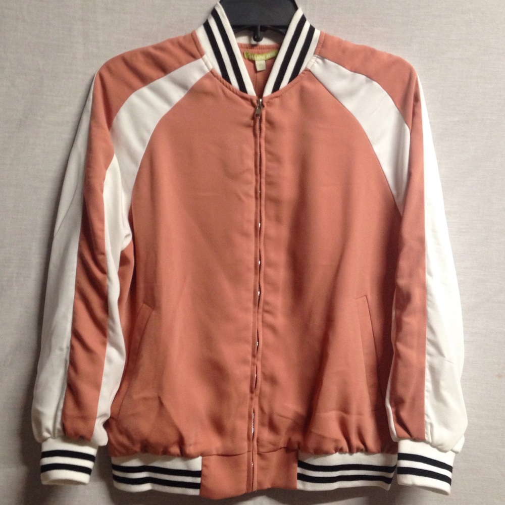 NWT GIANNI BINI BOMBER JACKET FLORAL EMBROIDERY XS - Picture 2 of 8